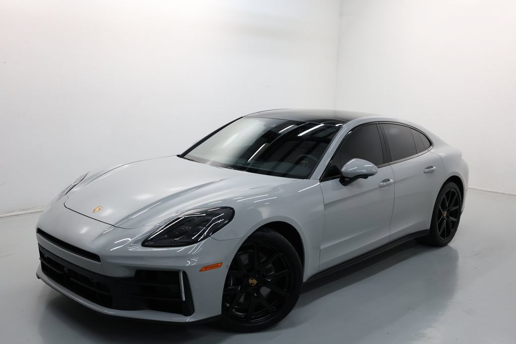 Used 2026 Porsche Panamera image 56
