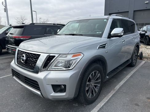 Used 2018 Nissan Armada SL w/ Moonroof Package image 2