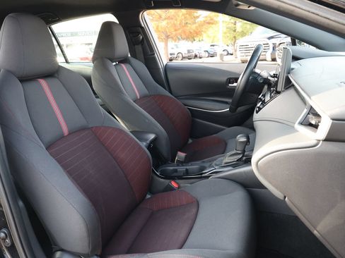 Used 2025 Toyota Corolla SE FWD image 26