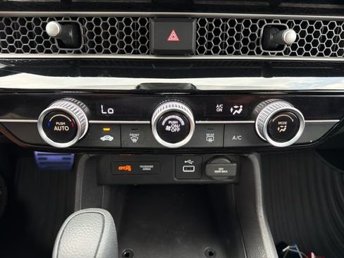 Used 2022 Honda Civic LX image 14