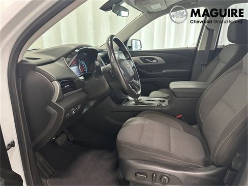 Used 2020 Chevrolet Traverse LT w/ LPO, Floor Liner Package image 4