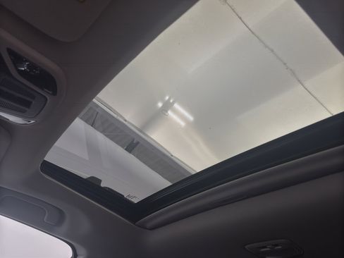 Used 2025 Subaru Outback Touring XT w/ Popular Package #2 image 22