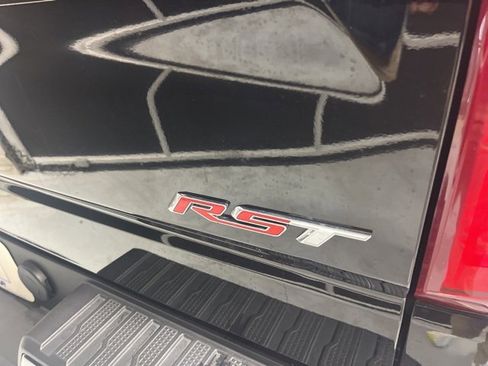 Used 2025 Chevrolet Silverado 1500 RST image 27