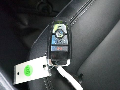 Certified 2025 Ford Bronco Badlands image 32