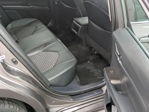 Used 2024 Toyota Camry SE FWD image 14