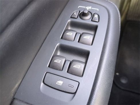 Certified 2024 Volvo S60 B5 Core image 23