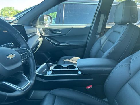 Used 2025 Chevrolet Equinox LT w/ Convenience Package II AWD/4WD image 31