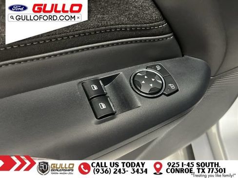Used 2025 Ford Mustang Coupe RWD image 17