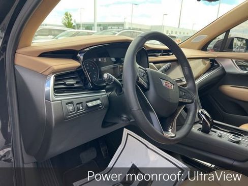 Used 2020 Cadillac XT6 Premium Luxury w/ Platinum Package AWD/4WD image 9