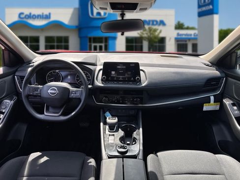 Used 2026 Nissan Rogue S AWD/4WD image 30