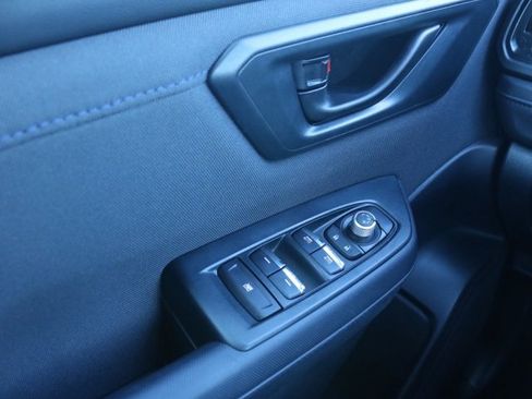 Certified 2025 Subaru Forester Premium image 21