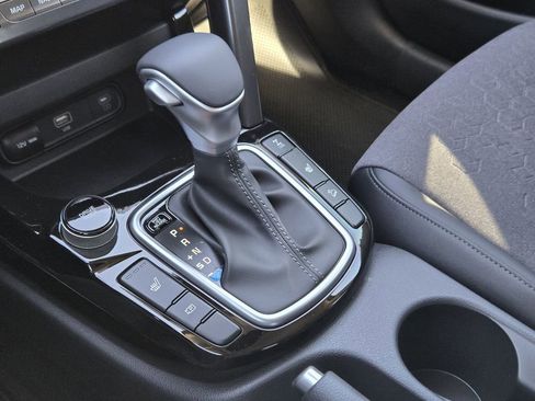 New 2026 Kia Seltos S AWD/4WD image 17