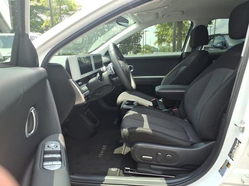 Certified 2024 Hyundai Ioniq 5 SEL RWD image 16