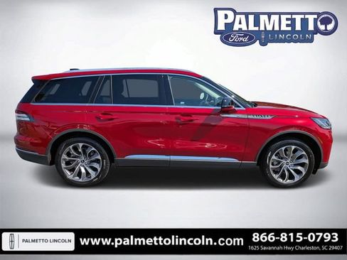 Certified 2025 Lincoln Aviator Reserve w/ Illumination Package AWD/4WD image 2