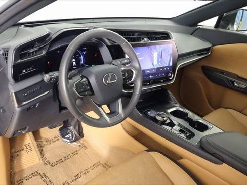 Certified 2023 Lexus RZ 450e Premium w/ Technology Package AWD/4WD image 7