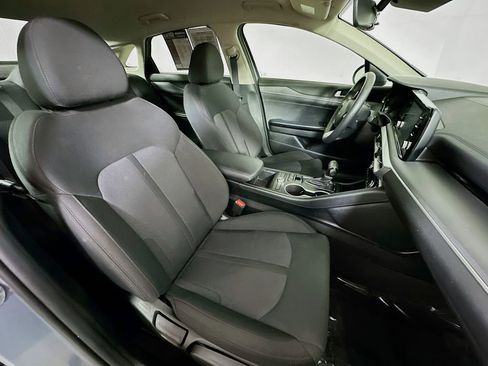 Used 2024 Kia K5 LXS image 12