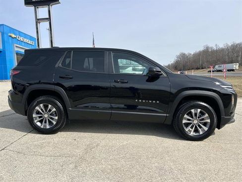 New 2026 Chevrolet Equinox LT w/ Safety and Technology Package image 3