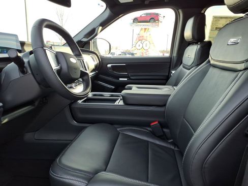 New 2025 Ford Expedition Max Platinum w/ Stealth Appearance Package image 10