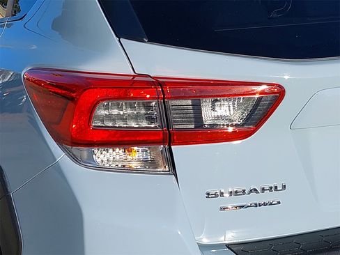 Certified 2023 Subaru Crosstrek 2.0i Premium image 33