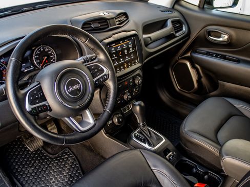 Used 2023 Jeep Renegade Limited AWD/4WD image 15