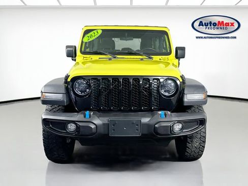 Used 2023 Jeep Wrangler Unlimited w/ Cold Weather Group AWD/4WD image 6