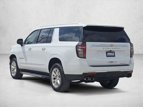Used 2023 Chevrolet Suburban Premier image 8