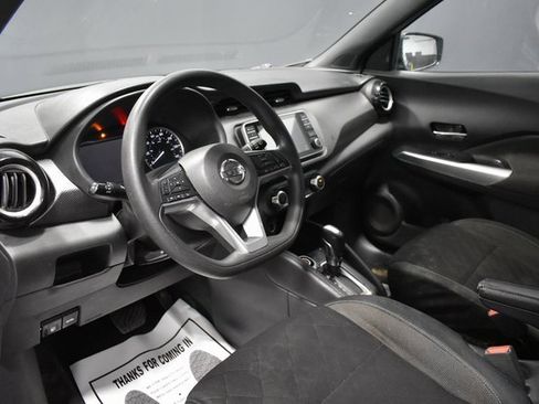 Used 2020 Nissan Kicks SV image 4