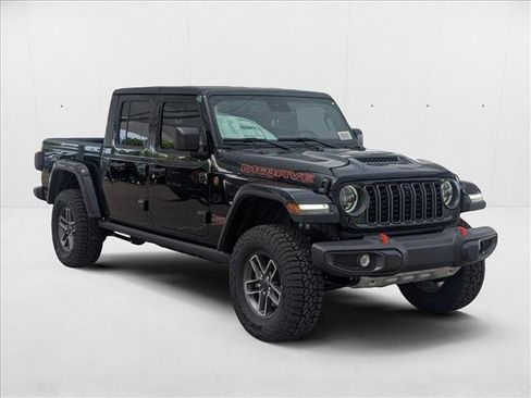 New 2025 Jeep Gladiator Mojave w/ Convenience Group image 7