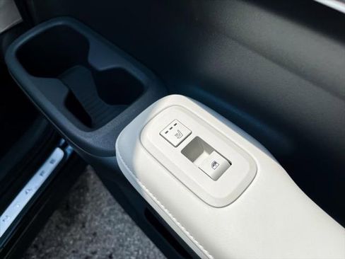 New 2025 Hyundai Santa Fe Calligraphy image 12