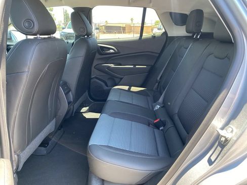 Used 2026 Chevrolet Trax LT FWD image 21