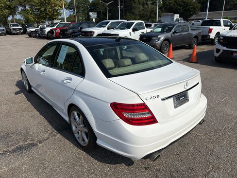 Used 2013 Mercedes-Benz C 250 Sedan image 7