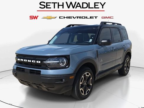 Used 2024 Ford Bronco Sport Outer Banks w/ Tech Package AWD/4WD image 3