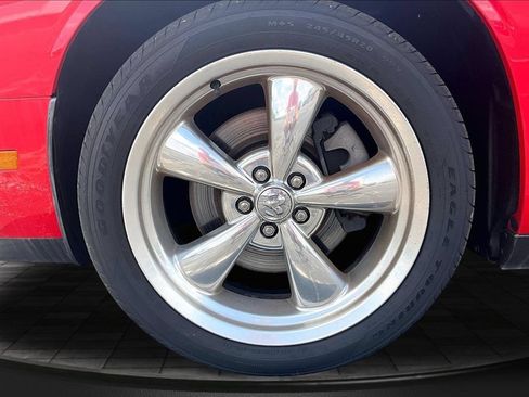 Used 2010 Dodge Challenger R/T RWD image 9