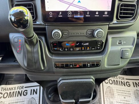 Used 2025 RAM ProMaster 3500 w/ Premium Convenience Group FWD image 21
