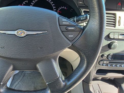 Used 2007 Chrysler Pacifica AWD image 36
