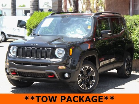 Used 2023 Jeep Renegade Trailhawk AWD/4WD image 4