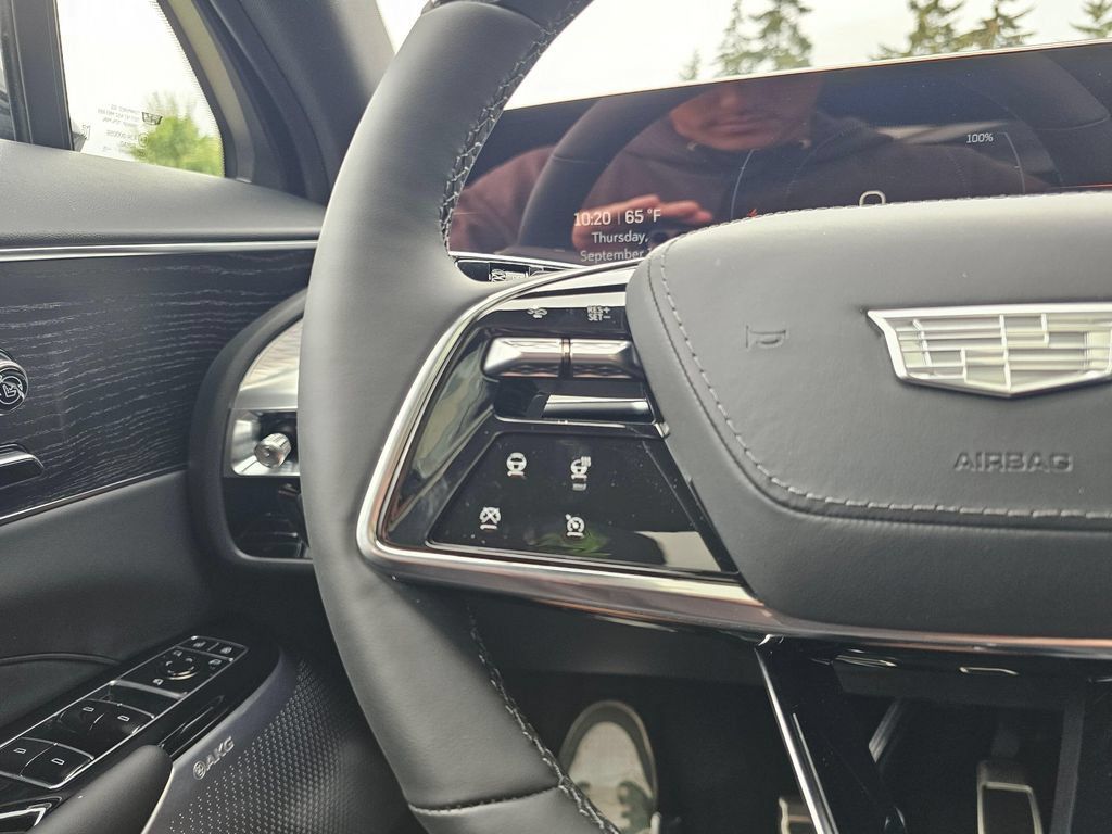 New 2027 Cadillac Lyriq Signature Sport w/ Nappa Leather Package AWD/4WD image 33