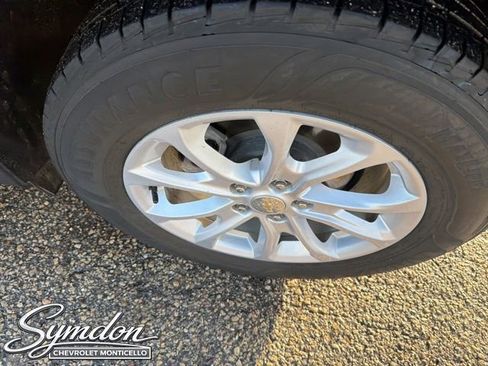 Used 2020 Chevrolet Equinox LT FWD image 26
