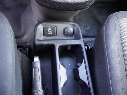 Used 2022 Ford Transit Connect XL image 19