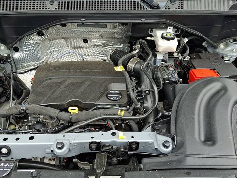 Used 2023 Buick Encore GX Preferred w/ Cold Weather Comfort Package FWD image 28