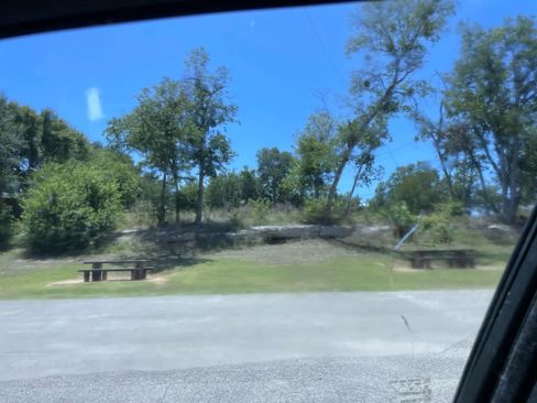 Used 2016 Chrysler 300 S image 8