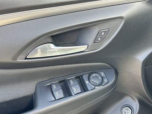 New 2026 Buick Envista Avenir image 19