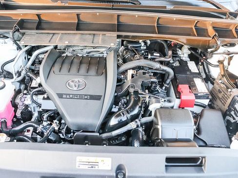Used 2023 Toyota Highlander Platinum FWD image 31