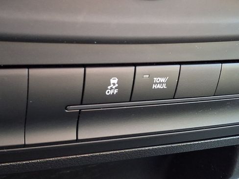 Used 2024 RAM 1500 Tradesman AWD/4WD image 24