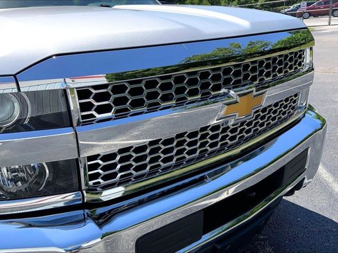 Used 2019 Chevrolet Silverado 2500 W/T AWD/4WD image 27