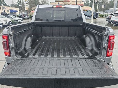 Used 2019 RAM 1500 Laramie image 13