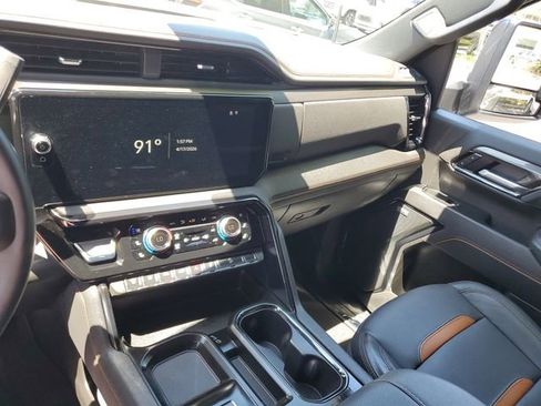 Used 2026 GMC Sierra 2500 AT4 w/ Technology Package image 27