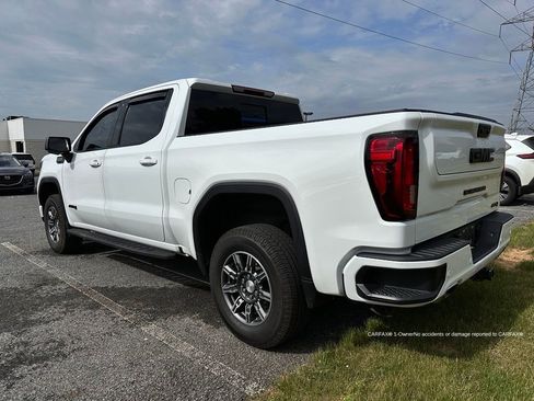 Used 2024 GMC Sierra 1500 AT4 w/ AT4 Premium Package AWD/4WD image 3