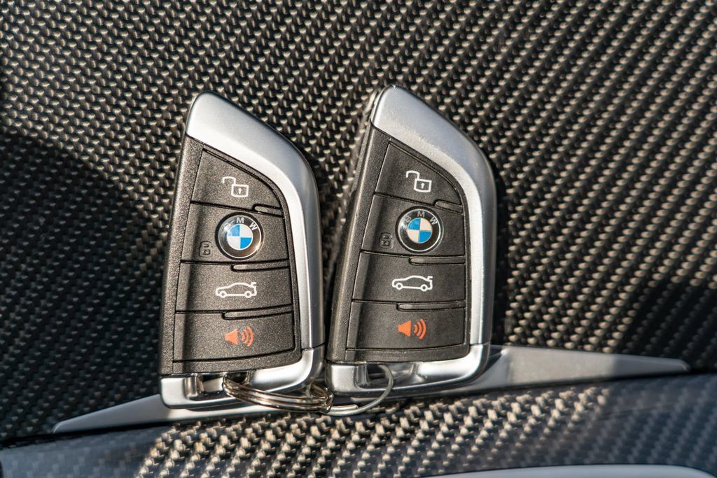 Used 2025 BMW M3 Competition w/ M Carbon Exterior Package AWD/4WD image 32