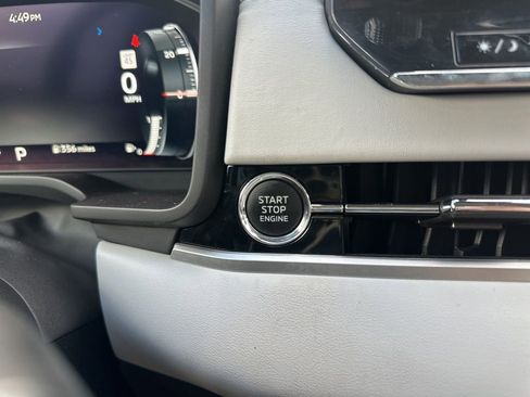 Used 2022 Mitsubishi Outlander SEL image 18